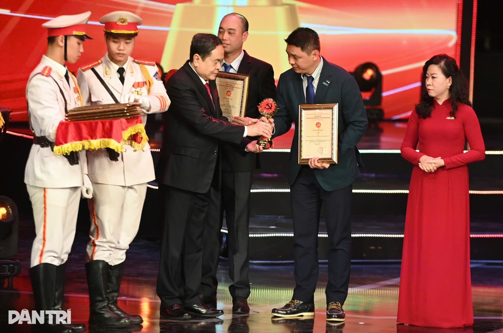 Báo Dân trí đoạt giải B Giải Búa liềm vàng lần thứ X - 1