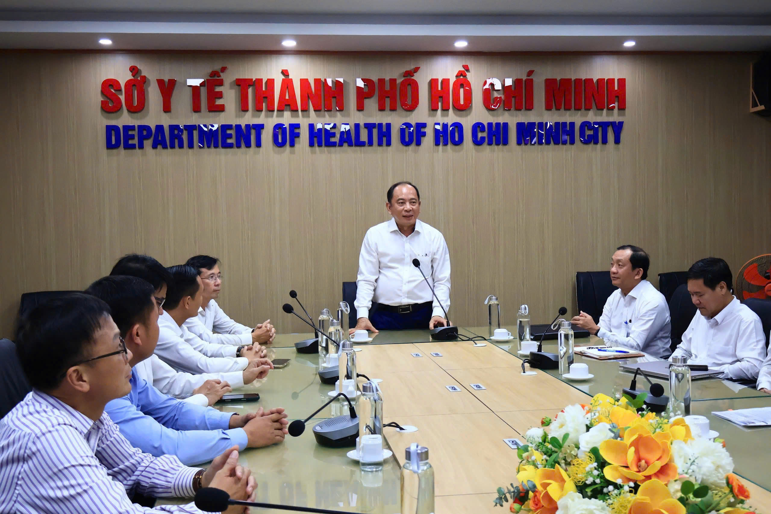 báo Tuổi Trẻ - Ảnh 1.