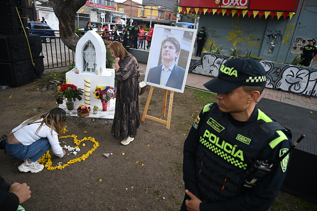 Bầu cử Colombia 2026 trước nòng súng: Bạo lực và sự đe dọa các ứng viên - Ảnh 1.