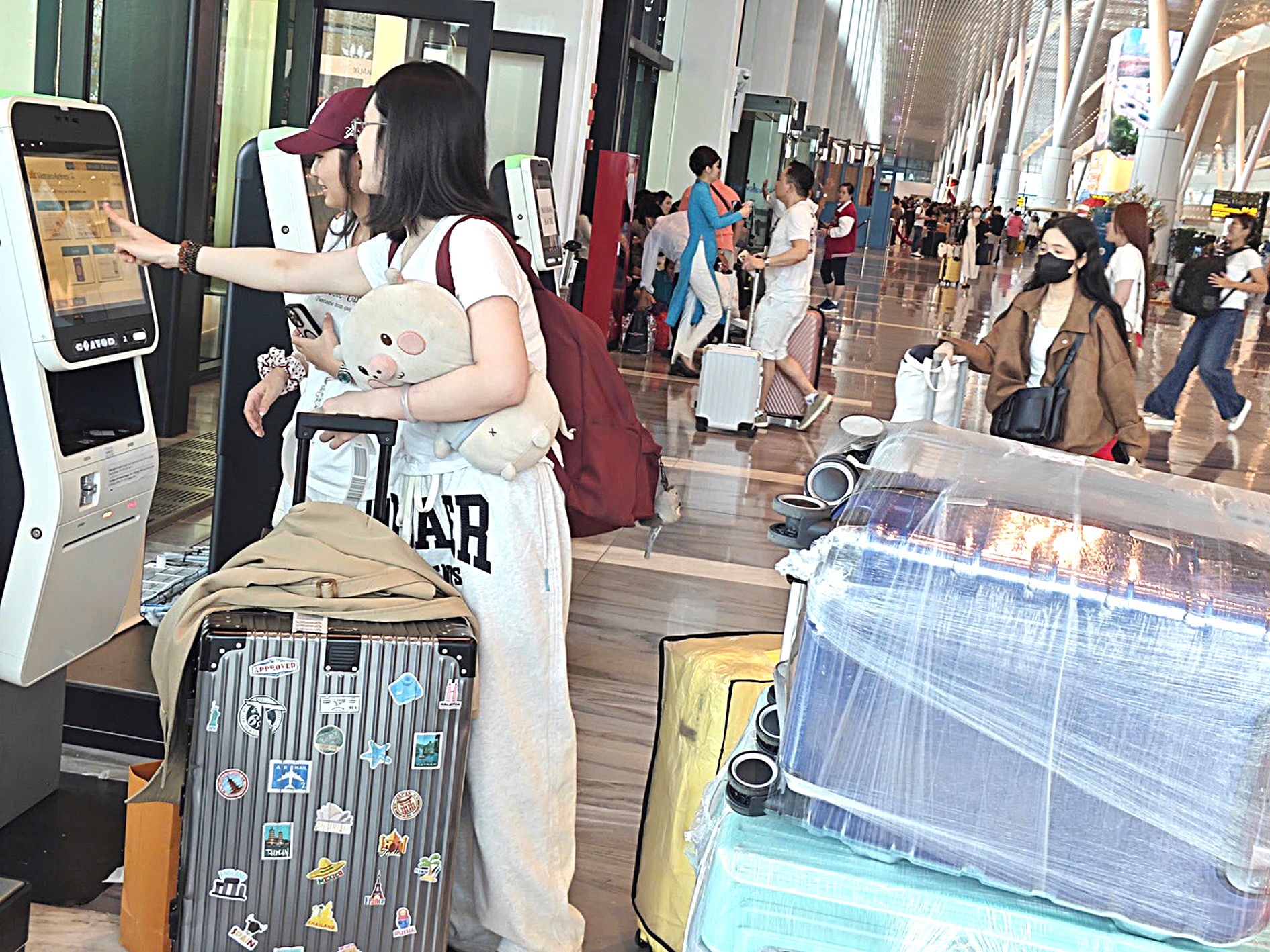 bay mùa Tết - Ảnh 1.