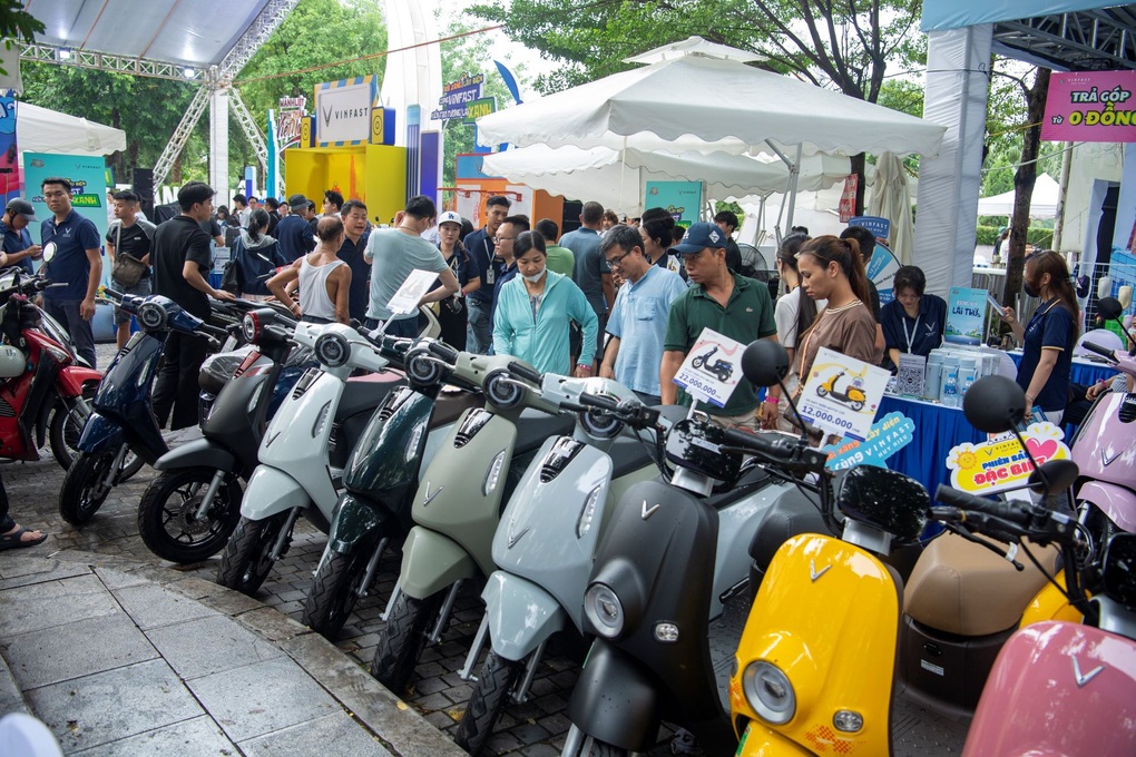 Bổ sung phân khúc cao cấp và thể thao, VinFast hoàn thiện dải sản phẩm xe máy điện - 1