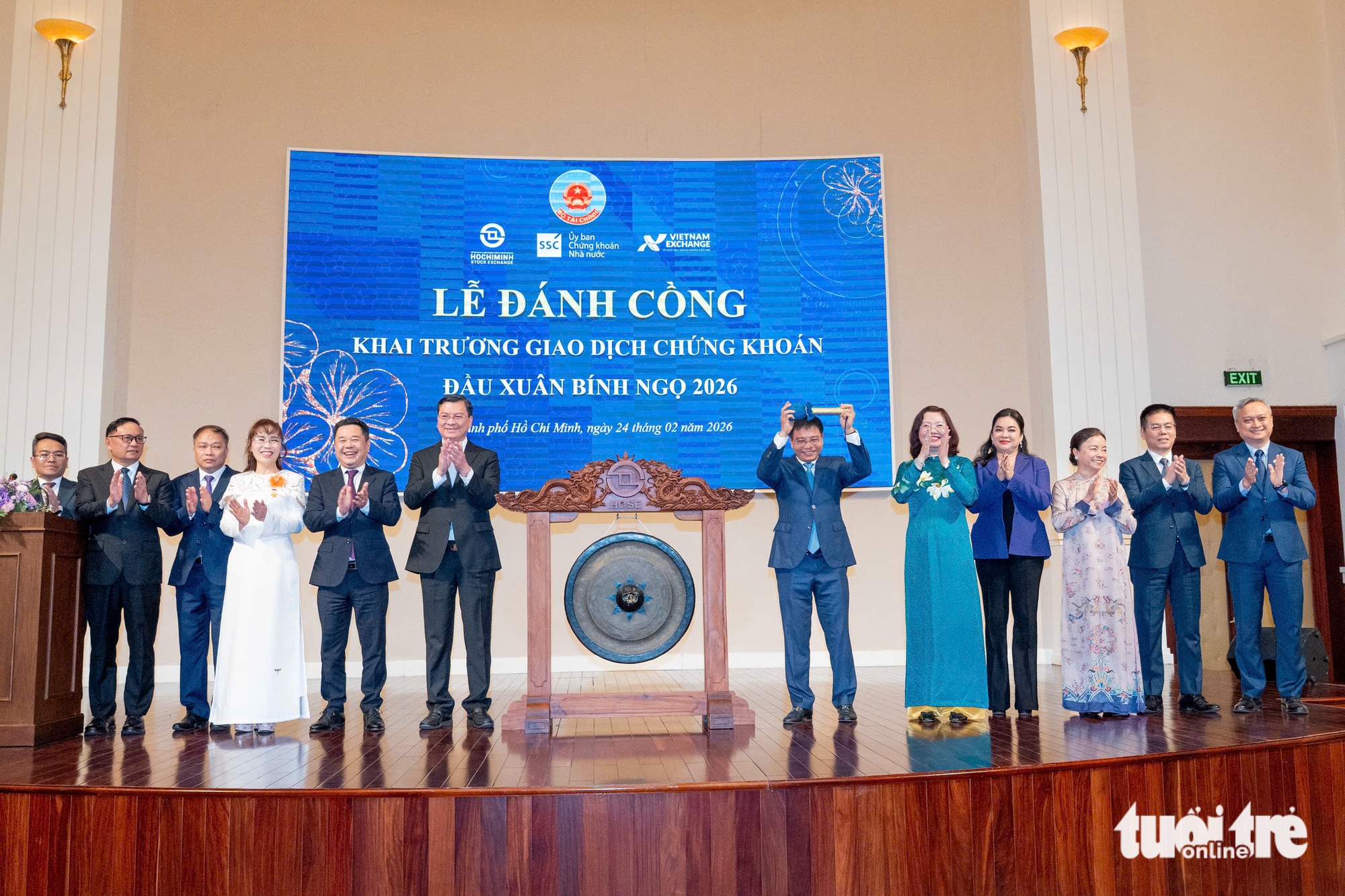 Bộ trưởng Bộ Tài chính: Tôi tin tưởng thị trường chứng khoán năm 2026 tiếp tục phát triển mạnh mẽ 1 Bộ trưởng Bộ Tài chính: Tôi tin tưởng thị trường chứng khoán năm 2026 tiếp tục phát triển mạnh mẽ - Ảnh 1.