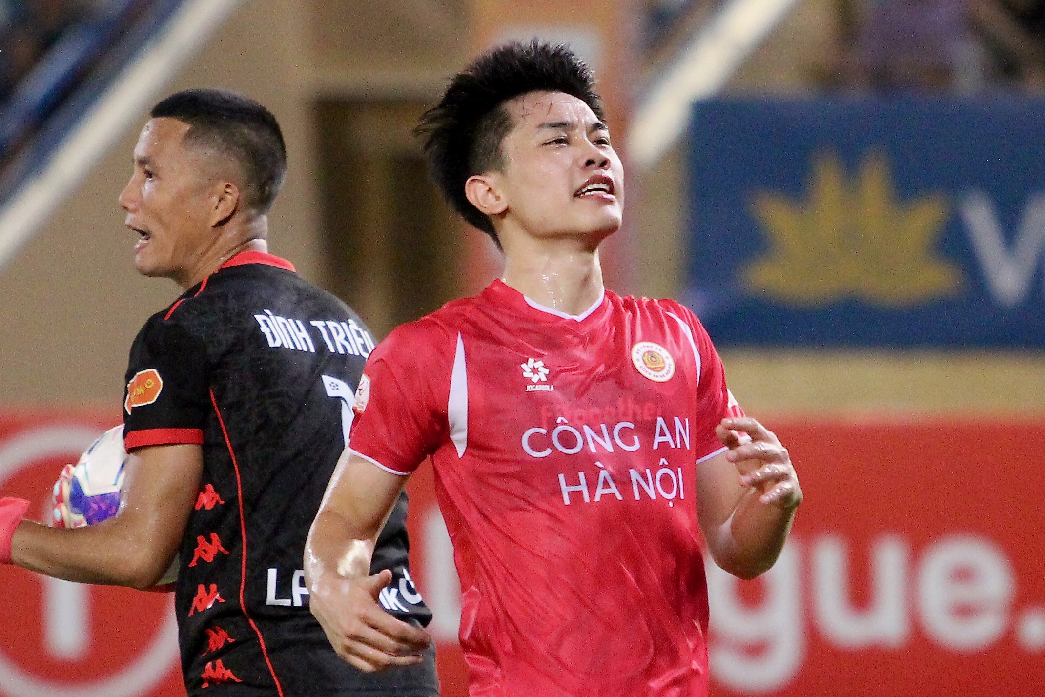 Bóng đá Trung Quốc muốn chiêu mộ Đình Bắc vì 'giỏi, hiệu quả và... rẻ' 1 Trung Quốc - Ảnh 1.