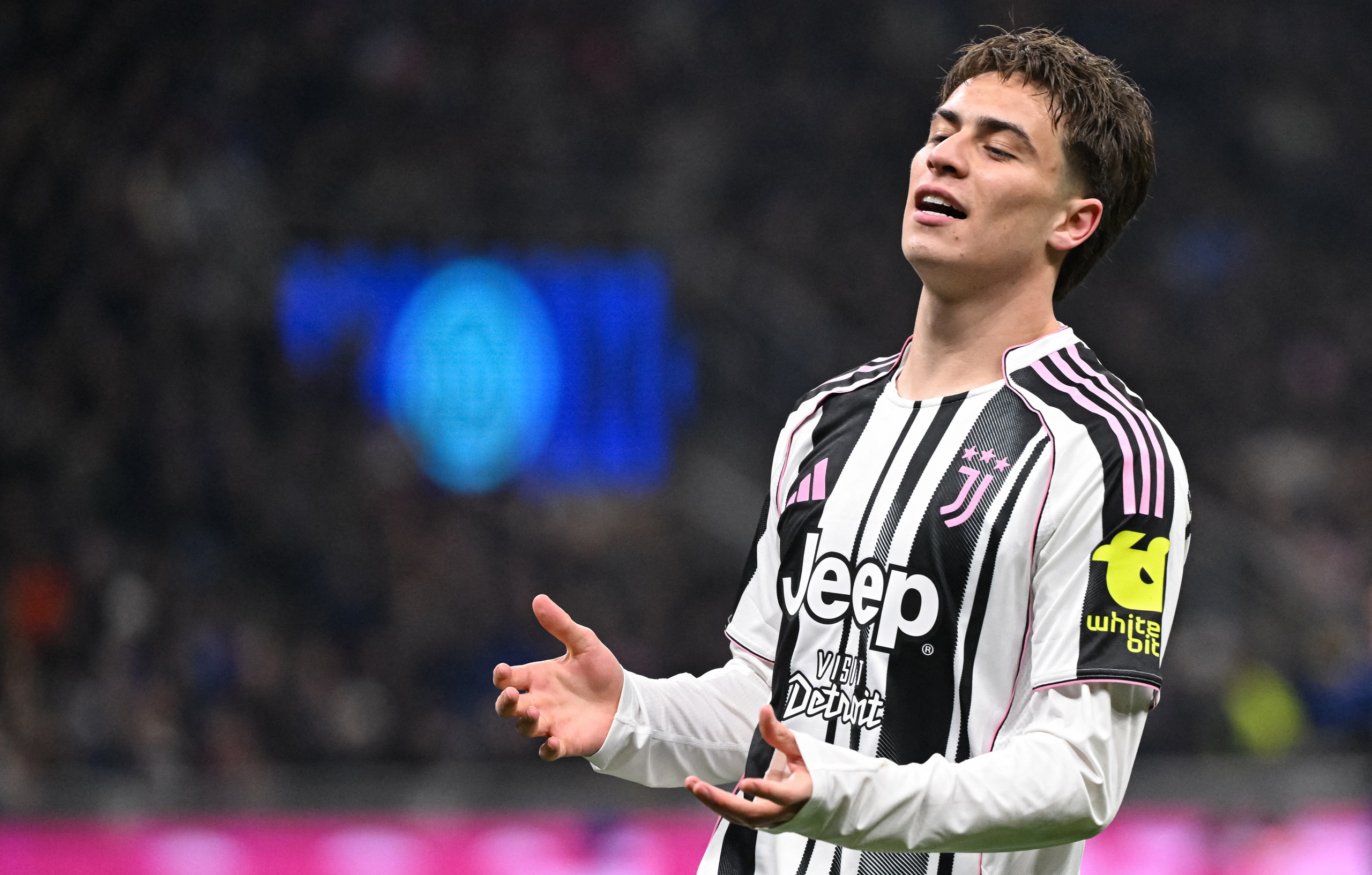 Bóng đá Ý lâm nguy - Ảnh 1. Ý - Ảnh 1.