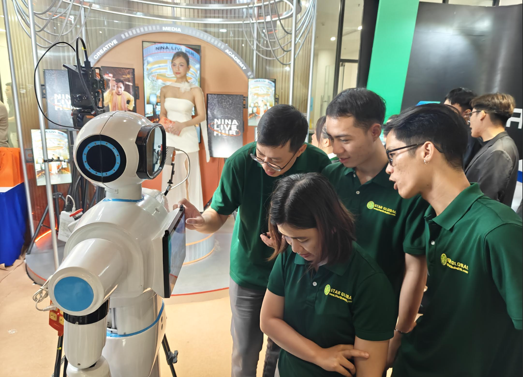 Bứt phá AI make-in-VietNam - Ảnh 1. AI - Ảnh 1.