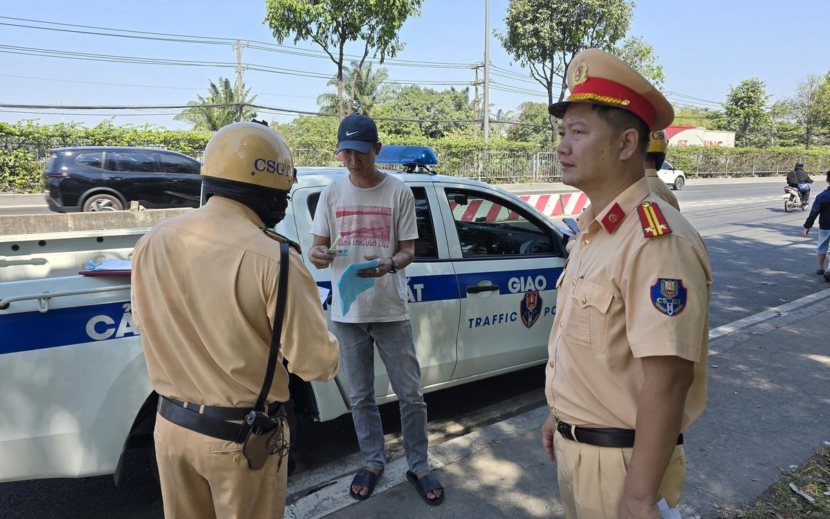 CSGT TPHCM cong bo so dien thoai dia chi cac