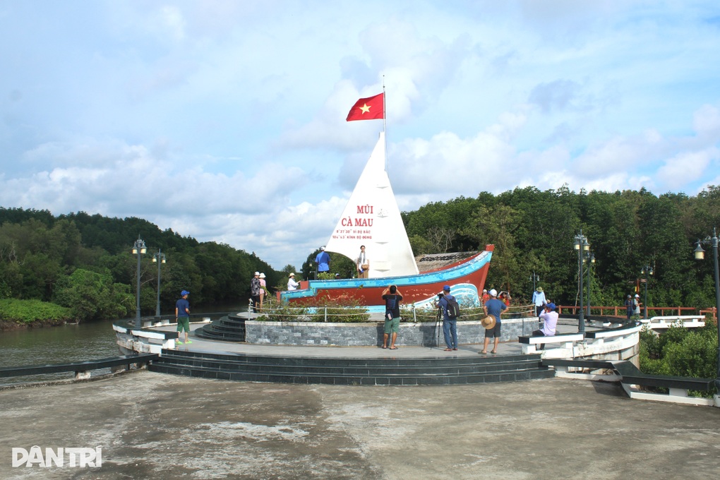 Cà Mau định hướng là trung tâm du lịch sinh thái, văn hóa, tâm linh - 1