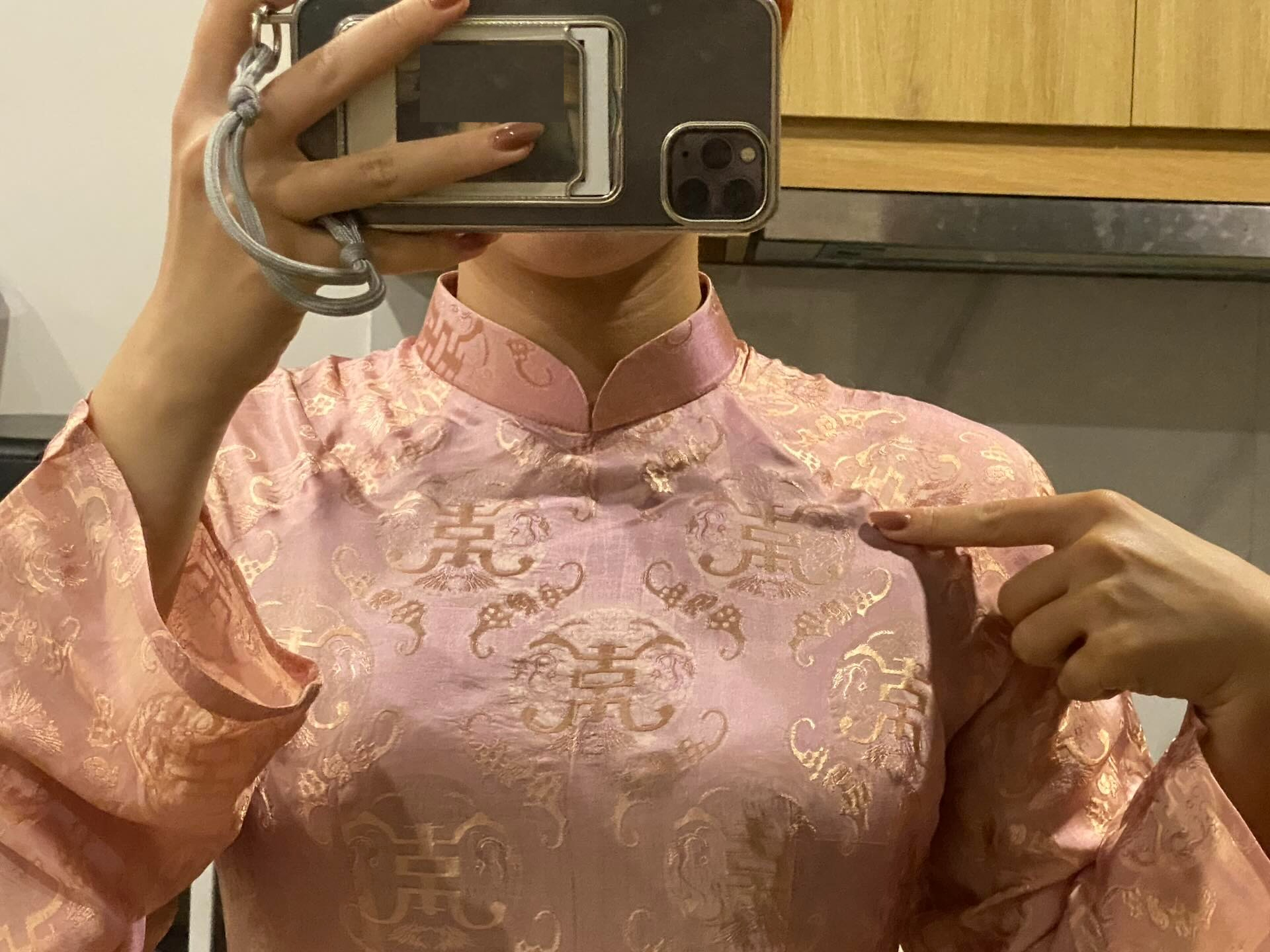 1001 drama áo dài Tết: Cả triệu bạc mà xấu điên xấu khùng, nàng thơ tức ứa gan- Ảnh 5.