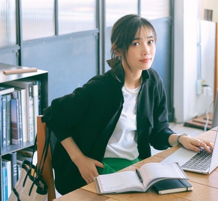 Đi phỏng vấn bị hỏi “nếu phải OT không lương thì sao?”: Cách người EQ cao trả lời để ghi điểm tuyệt đối- Ảnh 1.