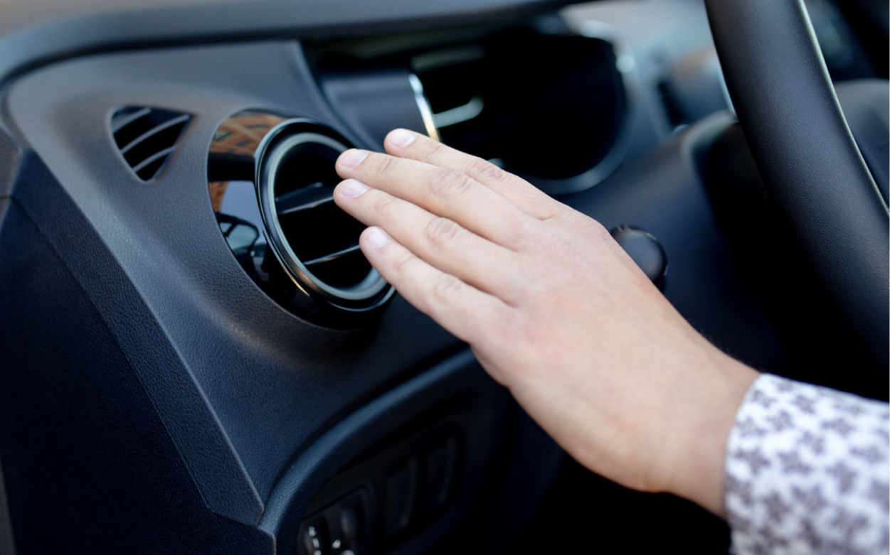 Cách sử dụng điều hòa ô tô hiệu quả khi lái xe đường dài năm 2026 - Ảnh 3.
