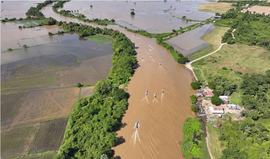 Campuchia vừa xây kênh đào Phù Nam Techo, vừa giải quyết tác động - Ảnh 1.