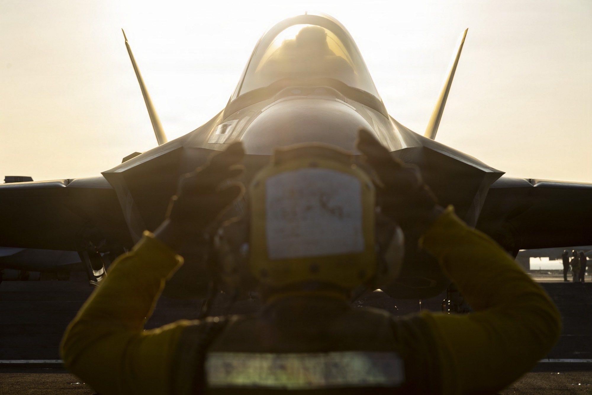 Căng thẳng Mỹ - Iran gia tăng trước thềm đàm phán - Ảnh 1.