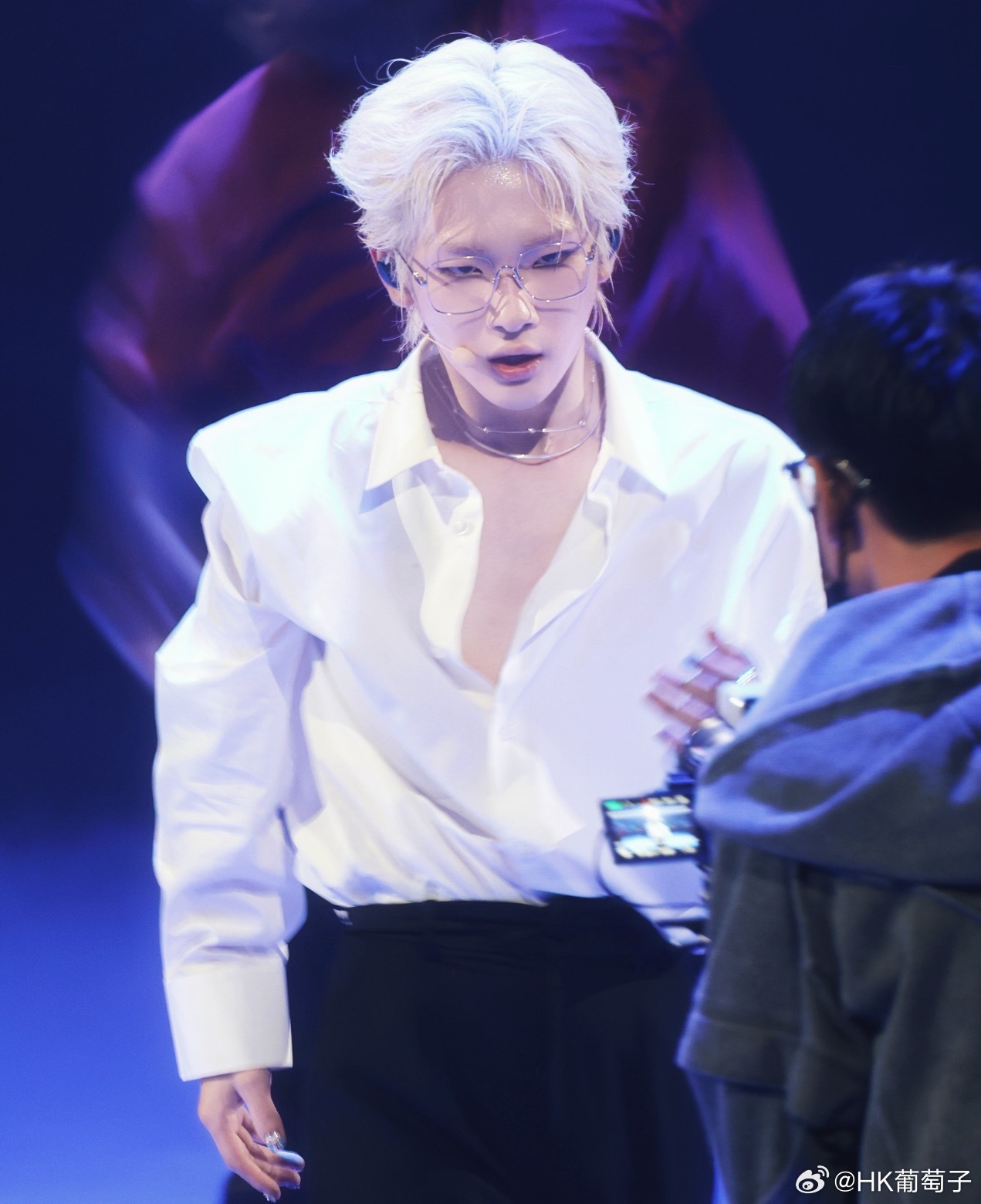 Concert không sân khấu đầu tiên của showbiz: 