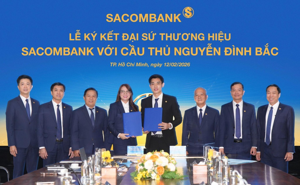 Cầu thủ Nguyễn Đình Bắc trở thành đại sứ thương hiệu Sacombank - 1