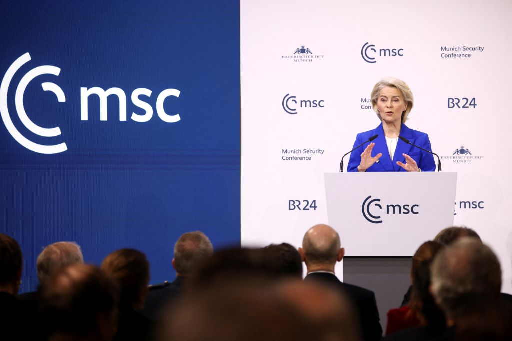 Châu Âu tự chủ an ninh trước bất định từ Mỹ và mối đe dọa từ Nga - Ảnh 2. Châu Âu tự chủ an ninh trước bất định từ Mỹ và mối đe dọa từ Nga - Ảnh 2.