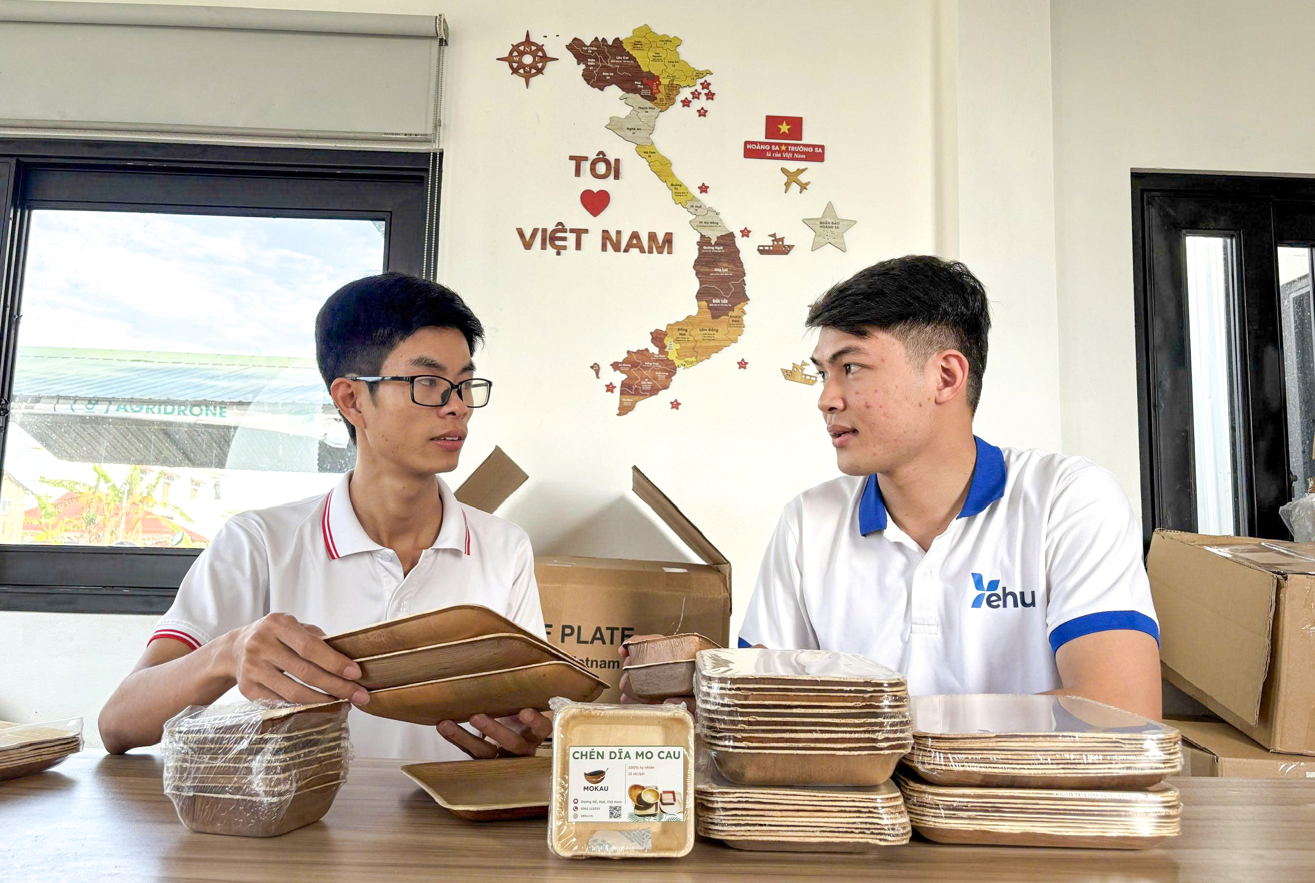 Chén đĩa được làm từ mo cau, dùng được trong lò nướng, lò vi sóng 1 mo cau - Ảnh 1.