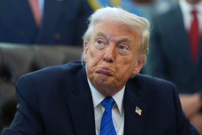 Tổng thống Mỹ Donald Trump tại Nhà Trắng ngày 30/1. Ảnh: AP