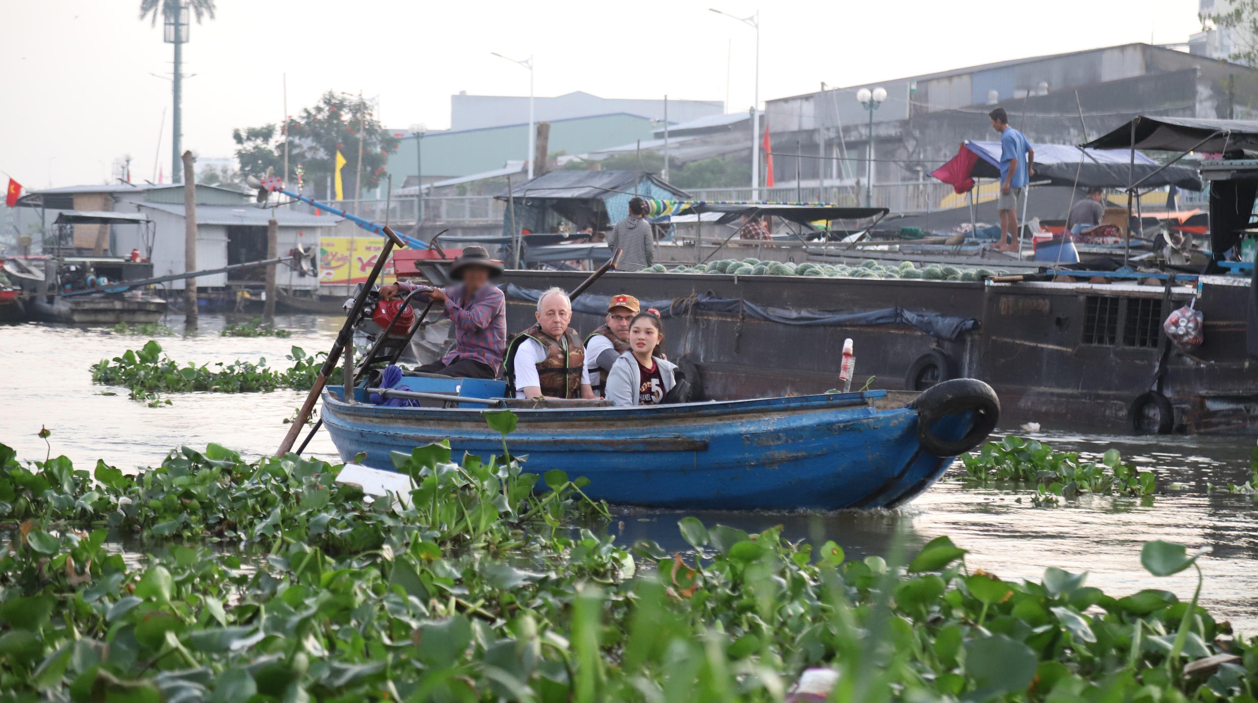 Chính cách kinh doanh và quản lý đang 'nhấn chìm' chợ nổi Cái Răng? - Ảnh 1.