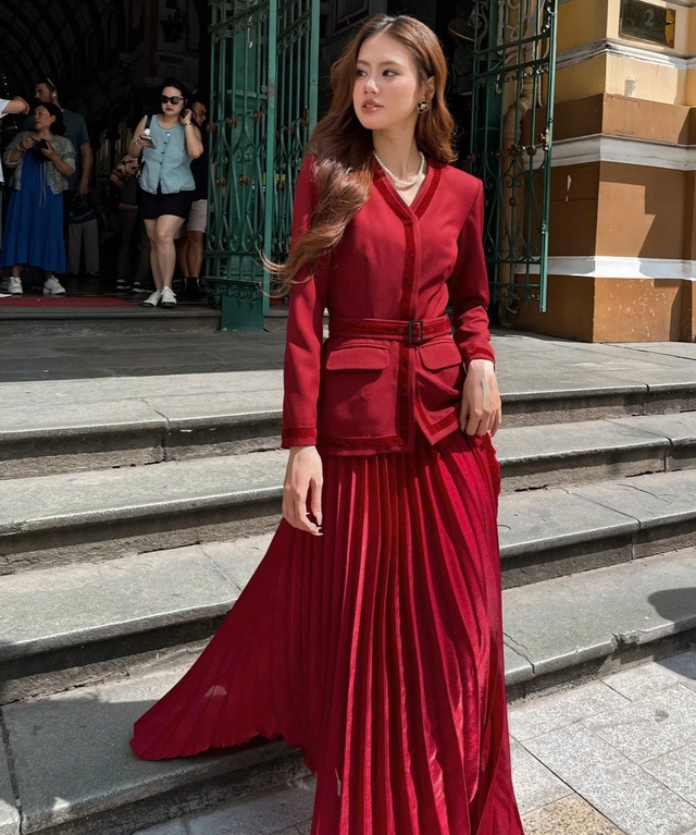 Chọn trang phục chơi tết - phong cách Parisian chic là 'chuẩn bài'- Ảnh 5.