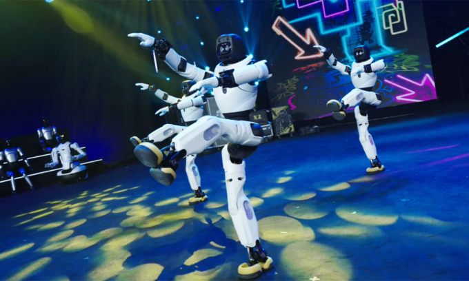 Robot biểu diễn vũ đạo đồng thời trong thời gian dài. Ảnh: Agibot