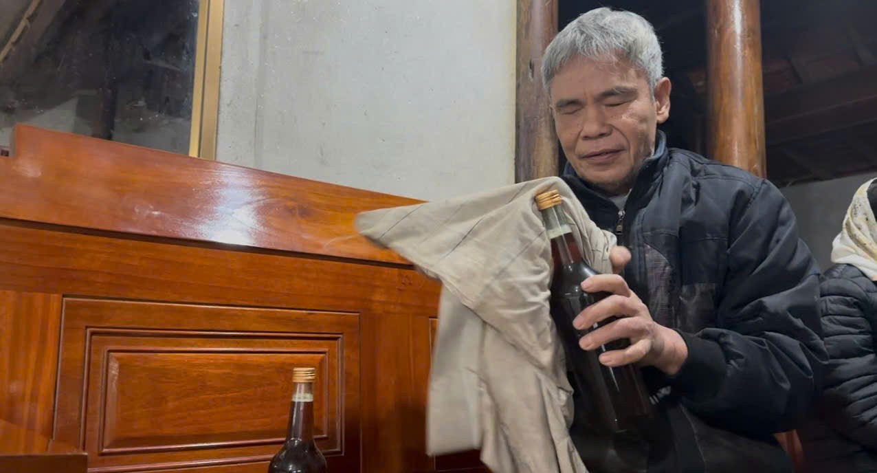 Chuyện về người đàn ông mù và hành trình làm chủ 40 tổ ong- Ảnh 1.