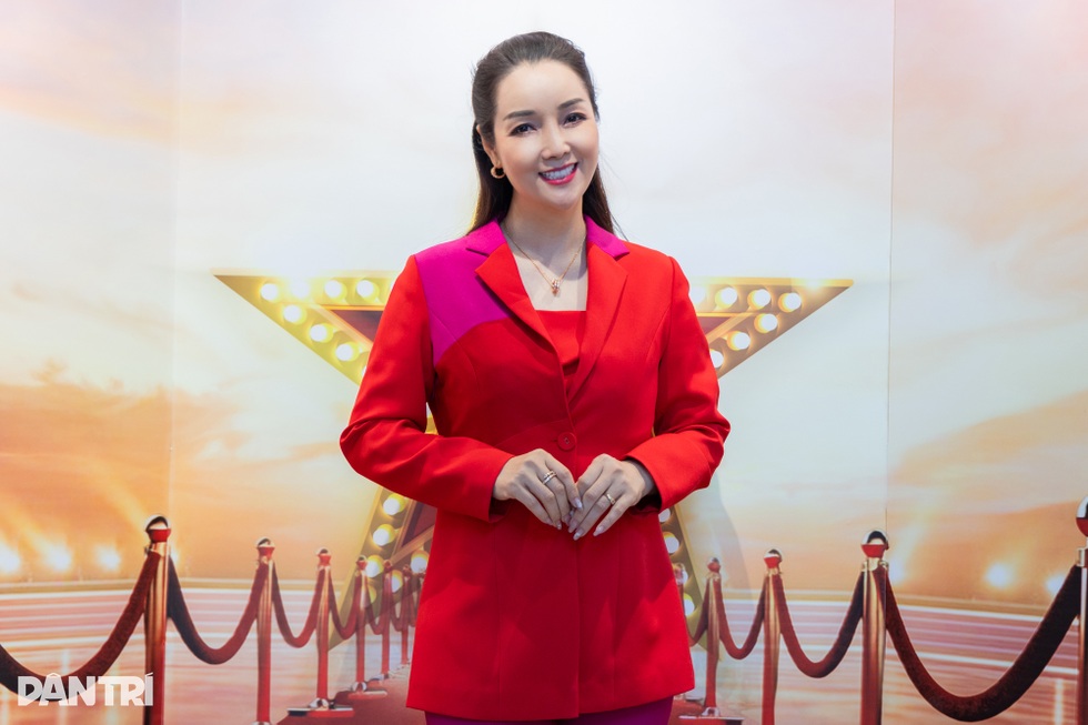 Cô Trúc Mai Thu Huyền tuổi U50: Chồng tôi chưa bao giờ biết ghen - 1