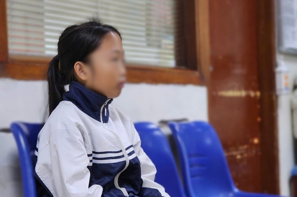 Cô bé 10 năm truyền máu và chuyến xe ngược về thành phố ngày cận Tết - 1