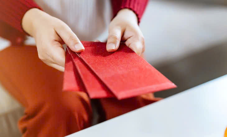 Có phải nộp thuế thu nhập cá nhân khi nhận tiền lì xì dịp Tết? 1 Có phải nộp thuế thu nhập cá nhân khi nhận tiền lì xì dịp Tết? - Ảnh 1.