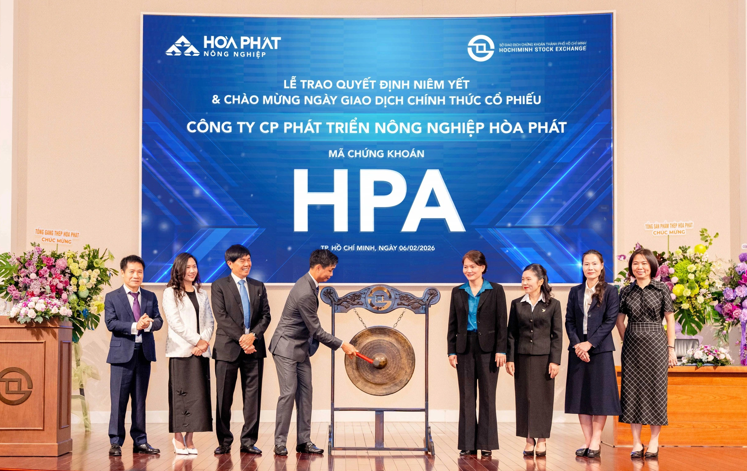 Cổ phiếu công ty nông nghiệp Hòa Phát chính thức lên sàn HOSE- Ảnh 2.