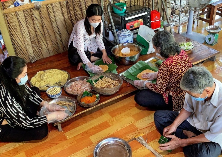 Coi chừng nhập viện vì đặc sản nhà làm ngày Tết 1 Mỗi gia đình cần đặc biệt chú ý đảm bảo an toàn vệ sinh thực phẩm khi chế biến thức ăn ngày Tết (ảnh minh họa)