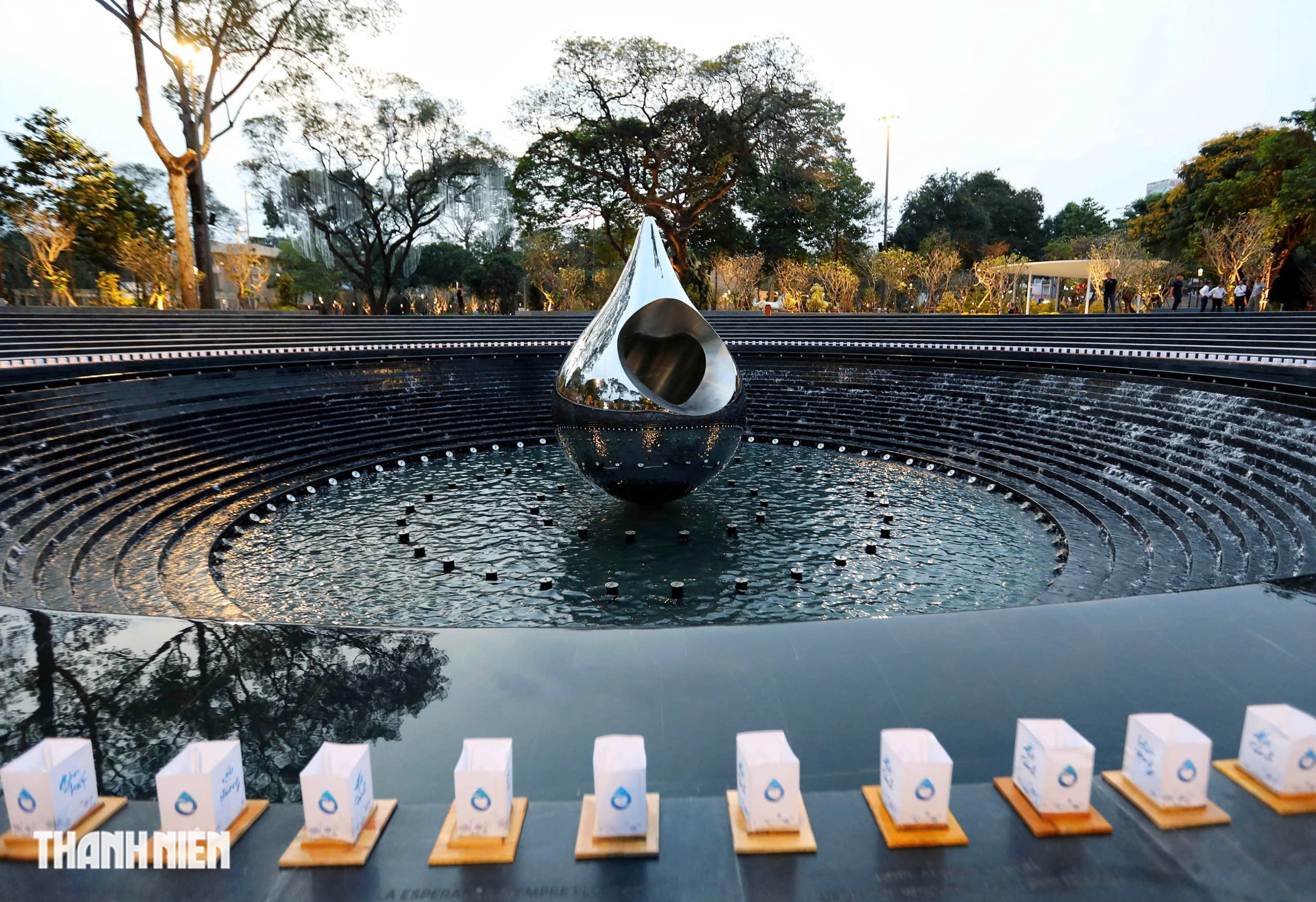 Công viên số 1 Lý Thái Tổ ở TP.HCM đi vào hoạt động- Ảnh 1.