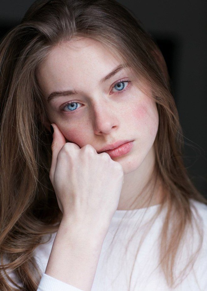 Cuc vang cua Chanel la nu than phuong Bac co