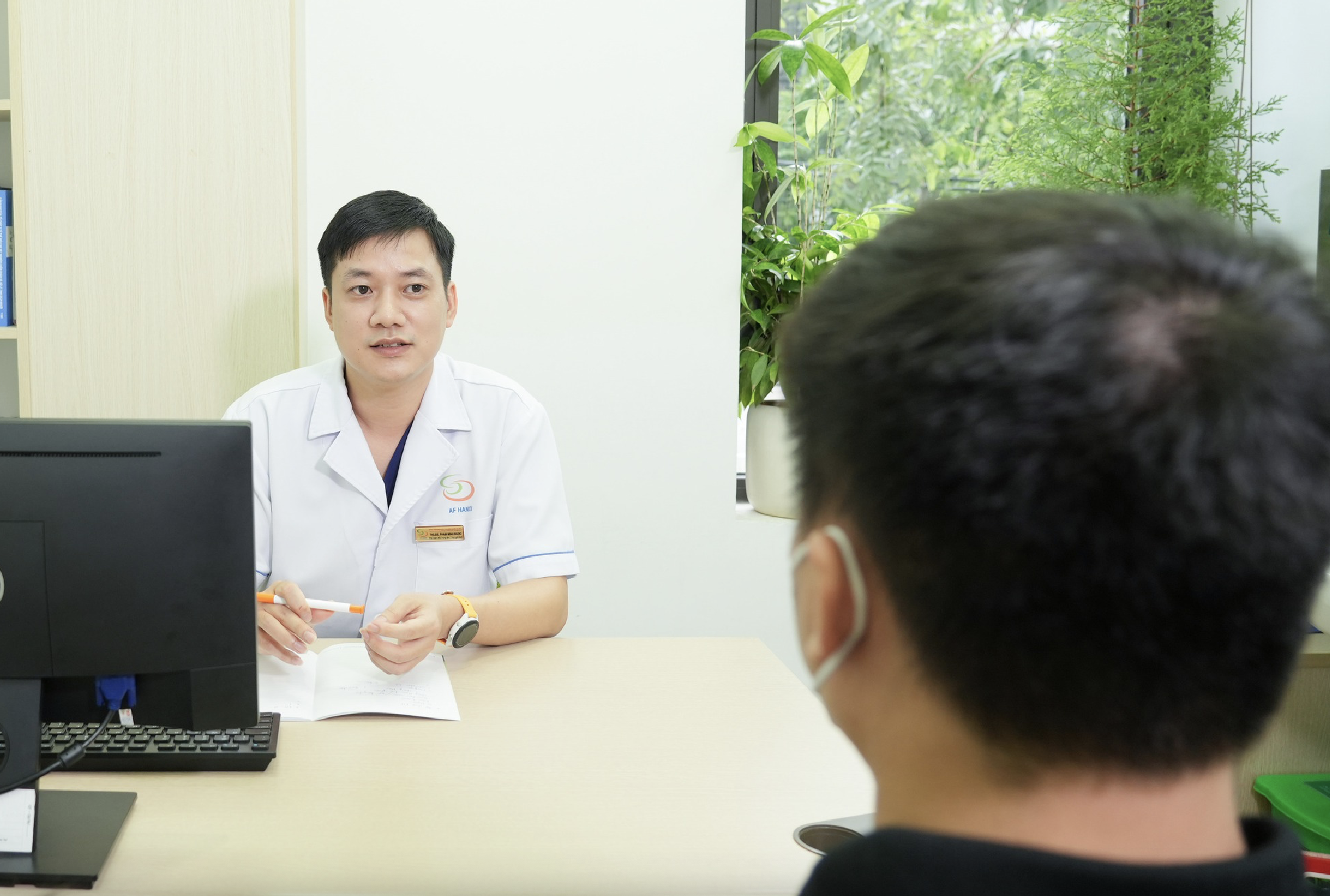 bệnh lây qua đường tình dục - Ảnh 1.