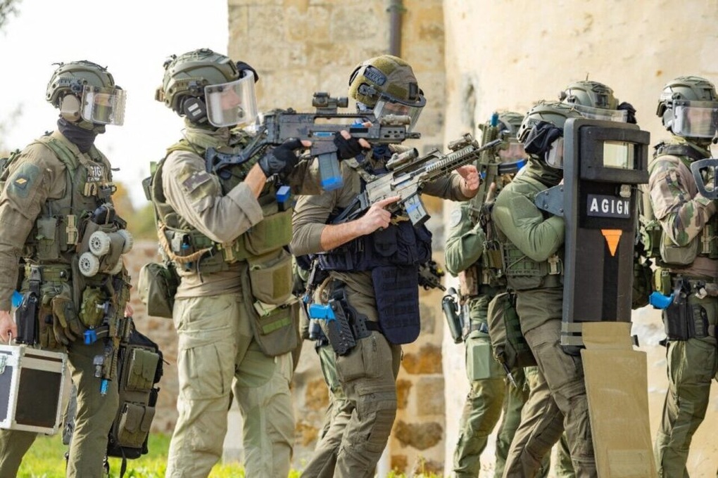 Đặc nhiệm GIGN Pháp: Trang bị tận răng và những vũ khí huyền thoại - 1