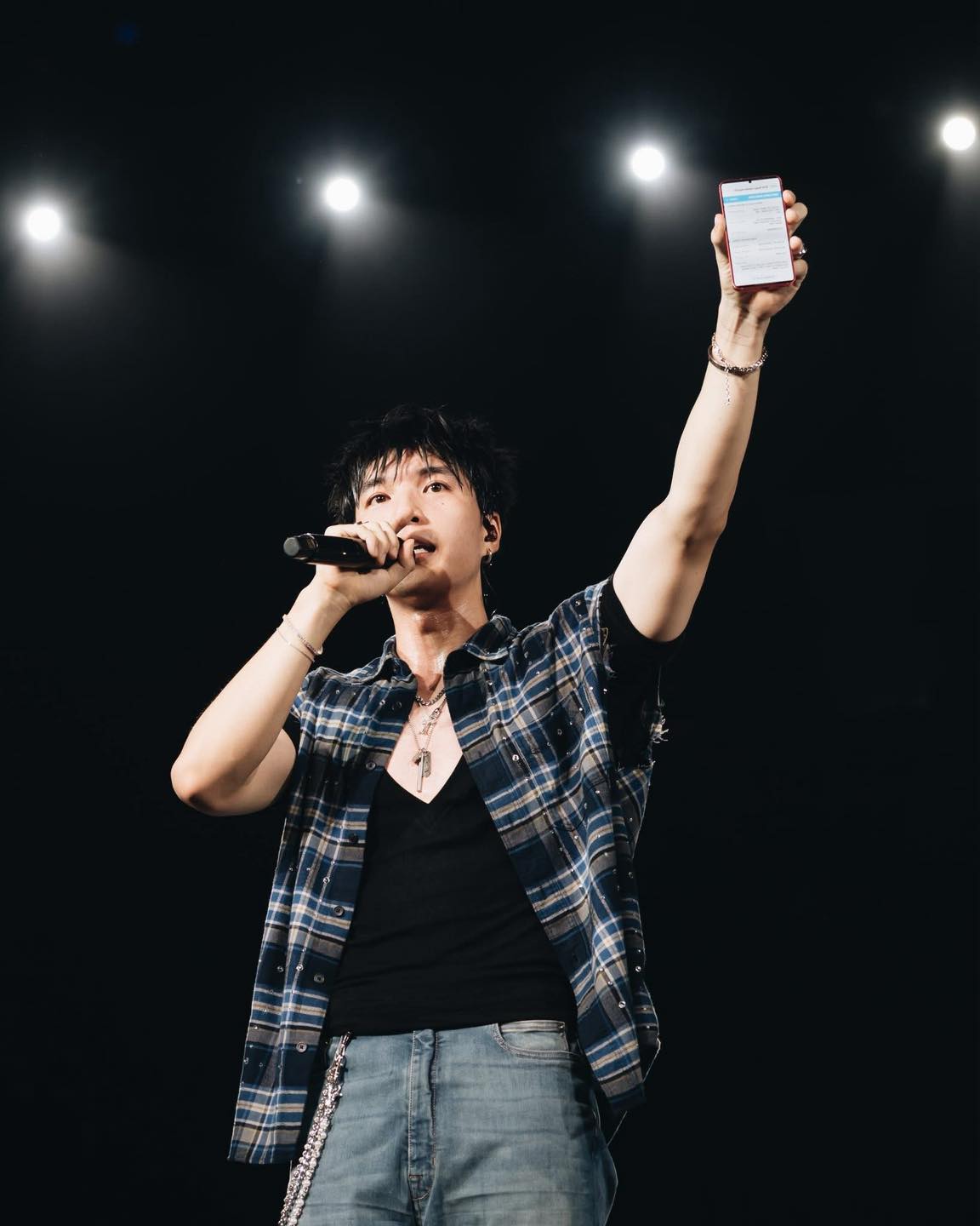 Rapper được Bộ VH-TT-DL vinh danh: Đại diện nghệ sĩ Việt gặp gỡ lãnh đạo cấp cao, nói 1 câu ủng hộ ngay 400 triệu đồng- Ảnh 3.