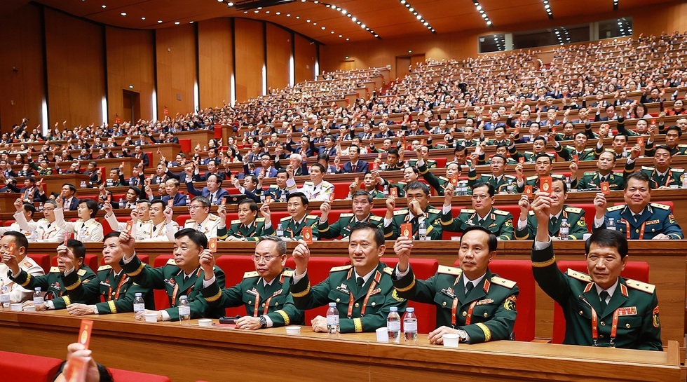 Đại hội XIV: Nghiên cứu sửa Điều lệ Đảng và sửa đổi tổng thể Hiến pháp 2013 - 2