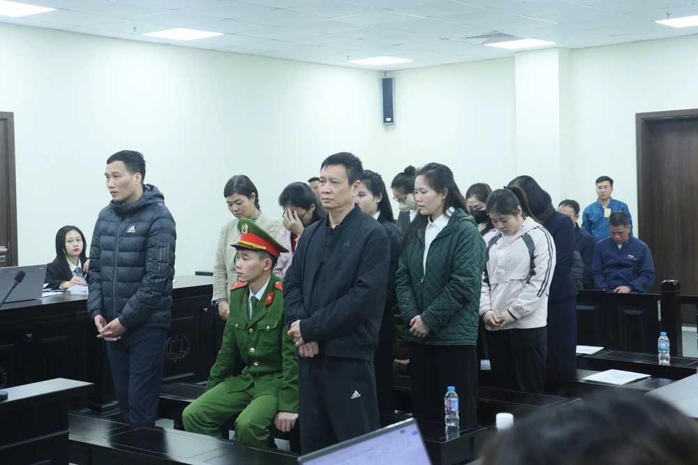 vận chuyển vàng lậu bị cáo.jpg