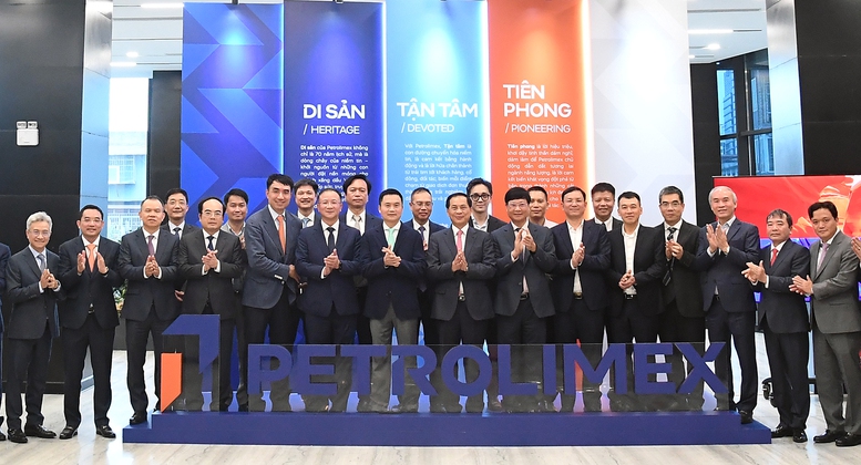 Đầu năm mới, Phó Thủ tướng giao nhiệm vụ cho 4 tập đoàn năng lượng lớn 1 Đầu năm mới, Phó Thủ tướng giao nhiệm vụ cho 4 tập đoàn năng lượng lớn - Ảnh 1.