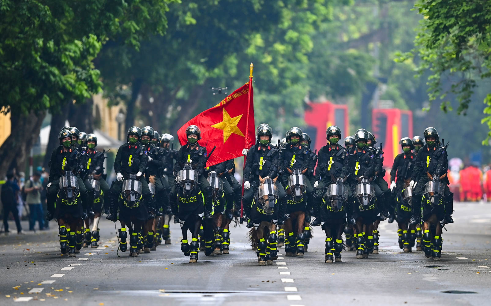 Đầu năm ngựa, 'xông đất' Đoàn Cảnh sát cơ động Kỵ binh 6 ngựa - Ảnh 6.