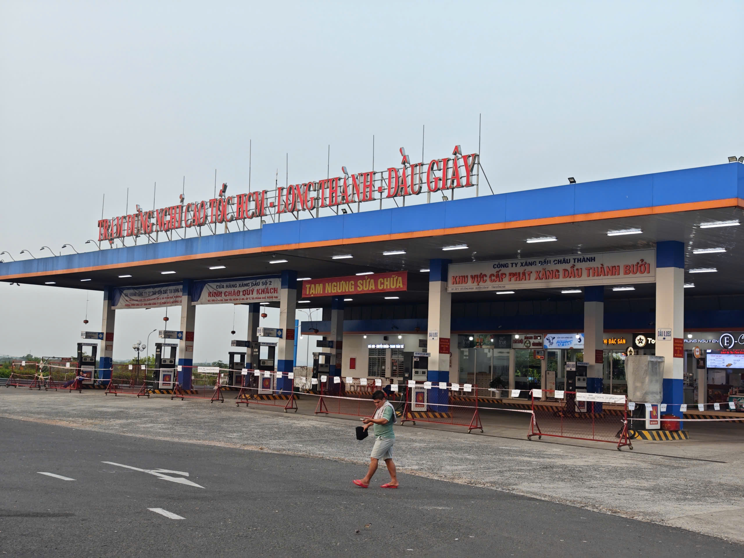 Đề nghị thương nhân xăng dầu hỗ trợ cao tốc TP.HCM-Long Thành-Dầu Giây- Ảnh 1.