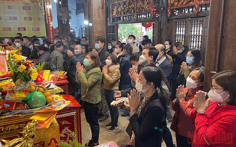 Cảnh tượng tại nơi chỉ họp chợ duy nhất 1 lần trong năm: Đêm nay mới là chính hội- Ảnh 2. Cảnh tượng tại nơi chỉ họp chợ duy nhất 1 lần trong năm: Đêm nay mới là chính hội- Ảnh 2.