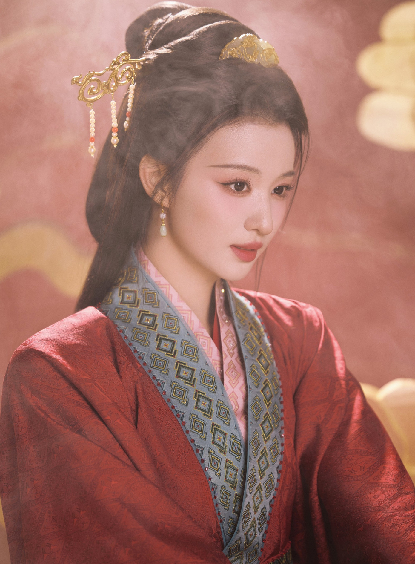 Mỹ nhân đổi đời trên sóng đài quốc gia: Visual đẹp đến mức xuất hiện 20 giây tăng 70 nghìn người theo dõi- Ảnh 3.