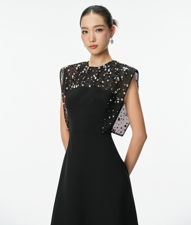 Chuẩn thanh lịch, tinh giản với sắc trắng đen kinh điển - Ảnh 1.