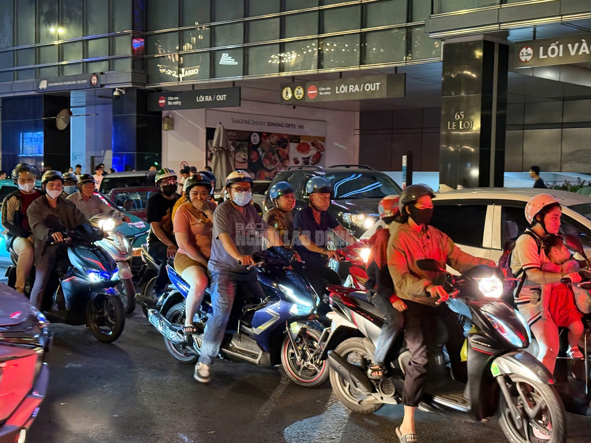 Điểm danh những khu vực "xe đông, di chuyển chậm" ở TPHCM 1 TPHCM: điểm danh những khu vực