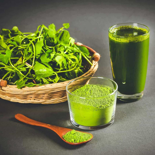Rau má không chỉ là một loại rau quen thuộc trong các món ăn mà còn là nguyên liệu tuyệt vời để làm đồ uống thanh mát trong dịp Tết.