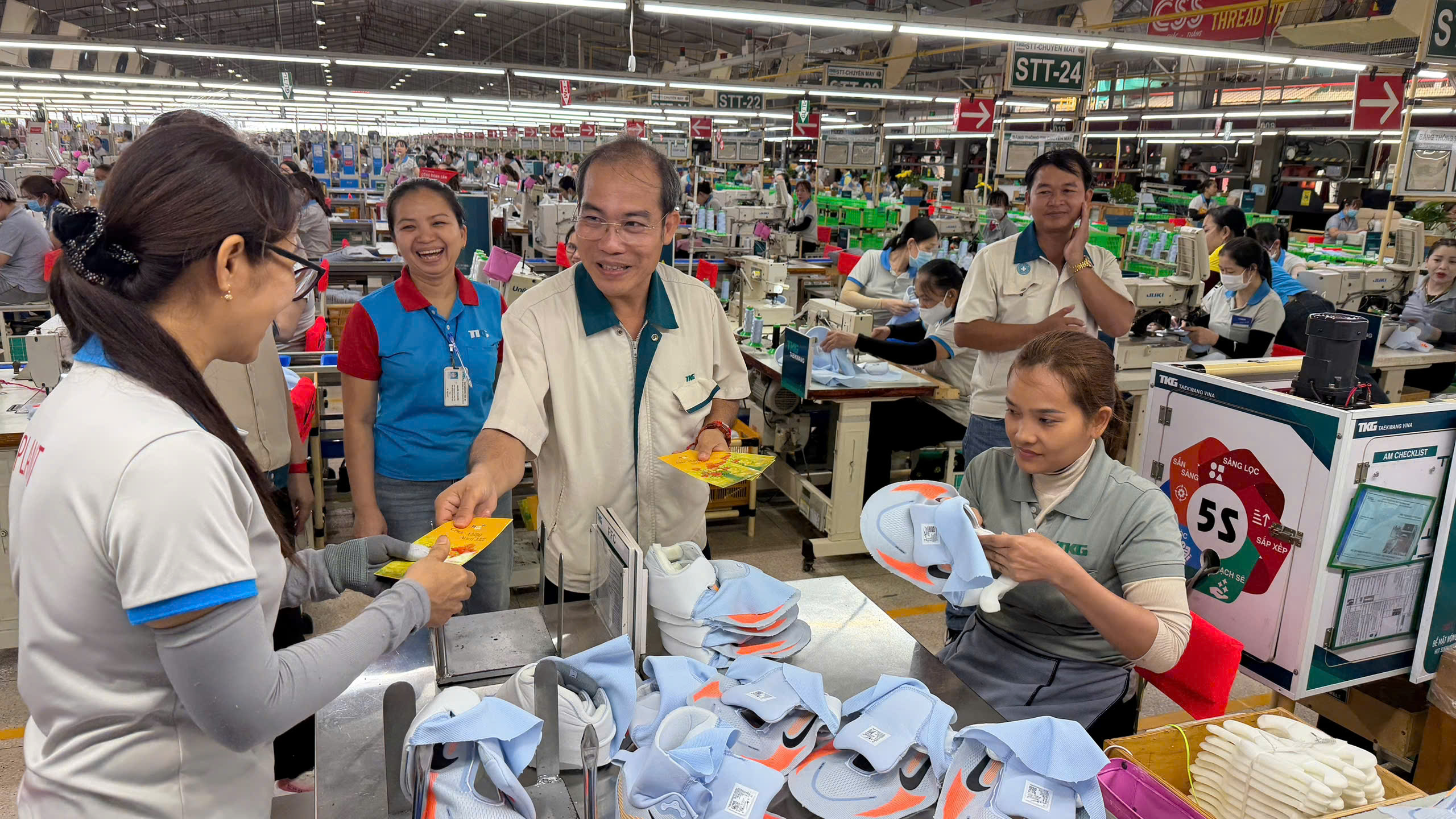 Doanh nghiệp khởi động đầu năm 1 Doanh nghiệp khởi động đầu năm - Ảnh 1.