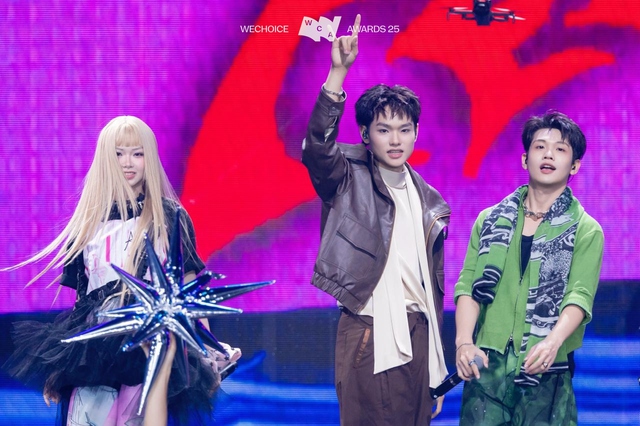 Đội hình Anh Trai - Em Xinh hot nhất “phá đảo” Gala WeChoice Awards 2025: Hát hay nhảy đẹp, visual quá “peak”!- Ảnh 2.
