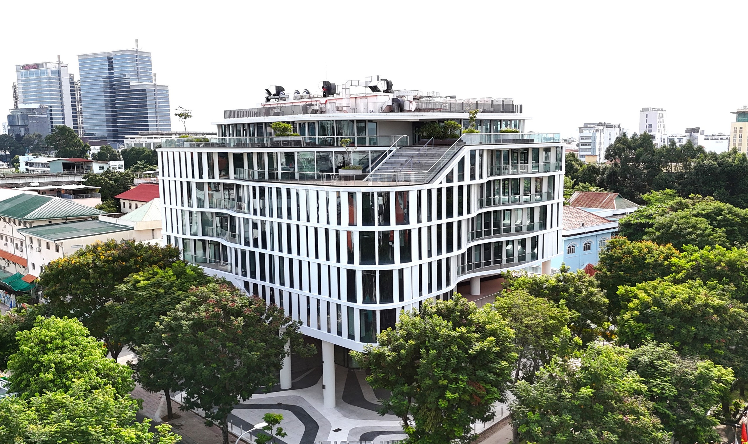 Đối tác khởi nghiệp nào được sử dụng tòa nhà 17.000 m2 tại trung tâm TP.HCM?- Ảnh 1.