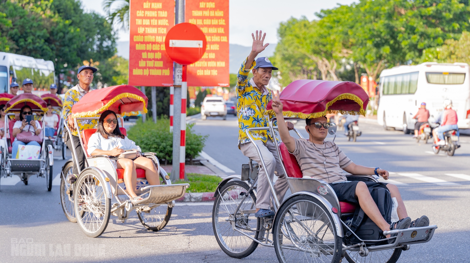 Đội xích lô du lịch Đà Nẵng - đặc sản văn minh Giữa phố thị hiện đại - Ảnh 1.