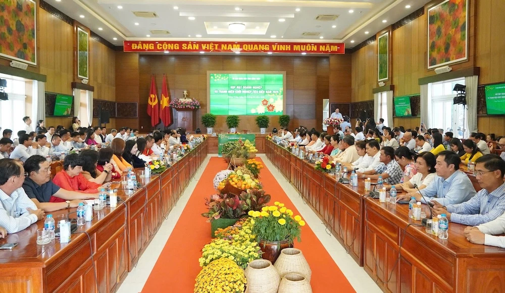 Lãnh đạo tỉnh Đồng Tháp Đồng Tháp họp mặt khoảng 130 doanh nghiệp và thanh niên khởi nghiệp tiêu biểu năm 2026. thanh niên khởi nghiệp đồng tháp,doanh nghiệp